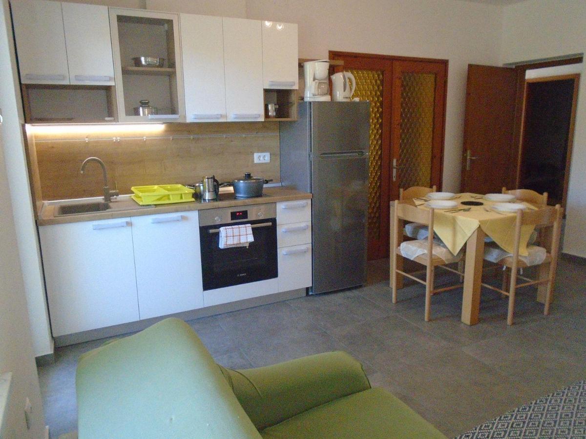 Apartment Antica バスカ エクステリア 写真
